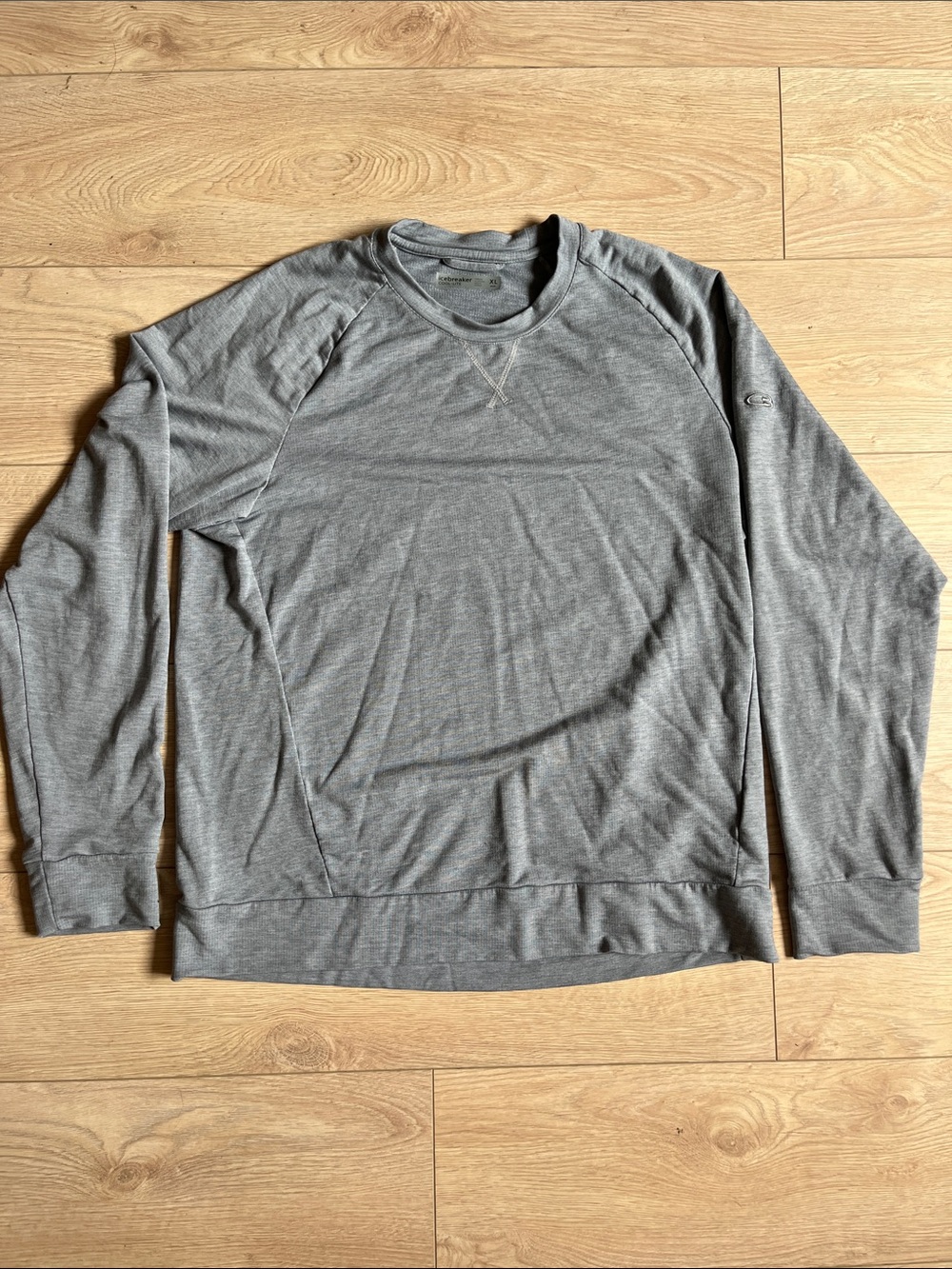 Icebreaker Merino Gray Crewneck Cool-Lite Shirt